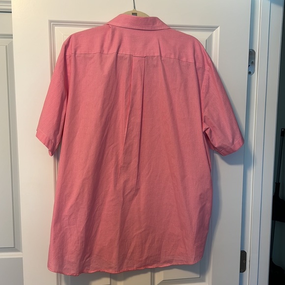 Men’s Pink Croft & Barrow Short-Sleeve Button Down - Picture 8 of 8